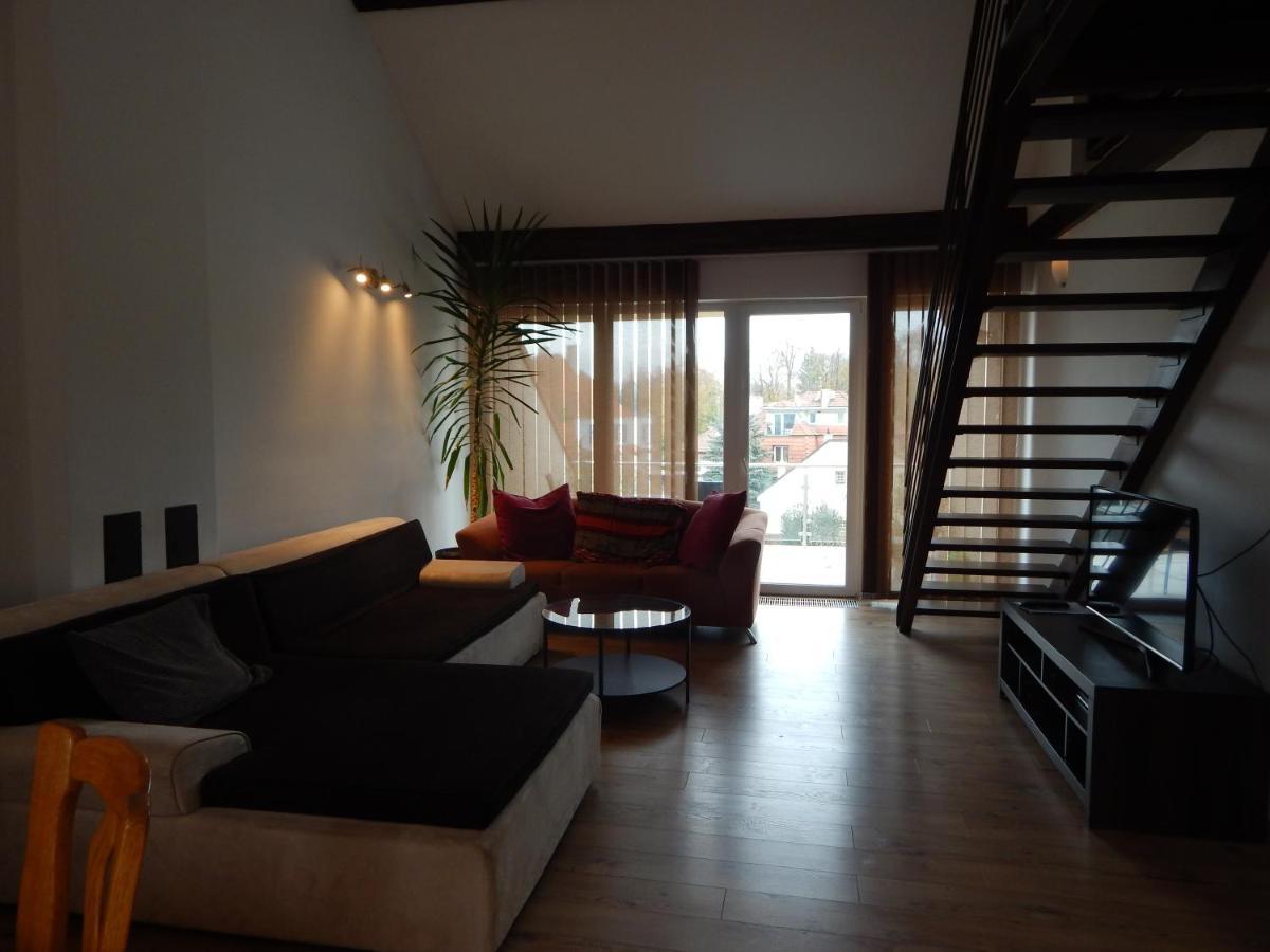 Attic Parkview Apartment Piest'any Exterior photo