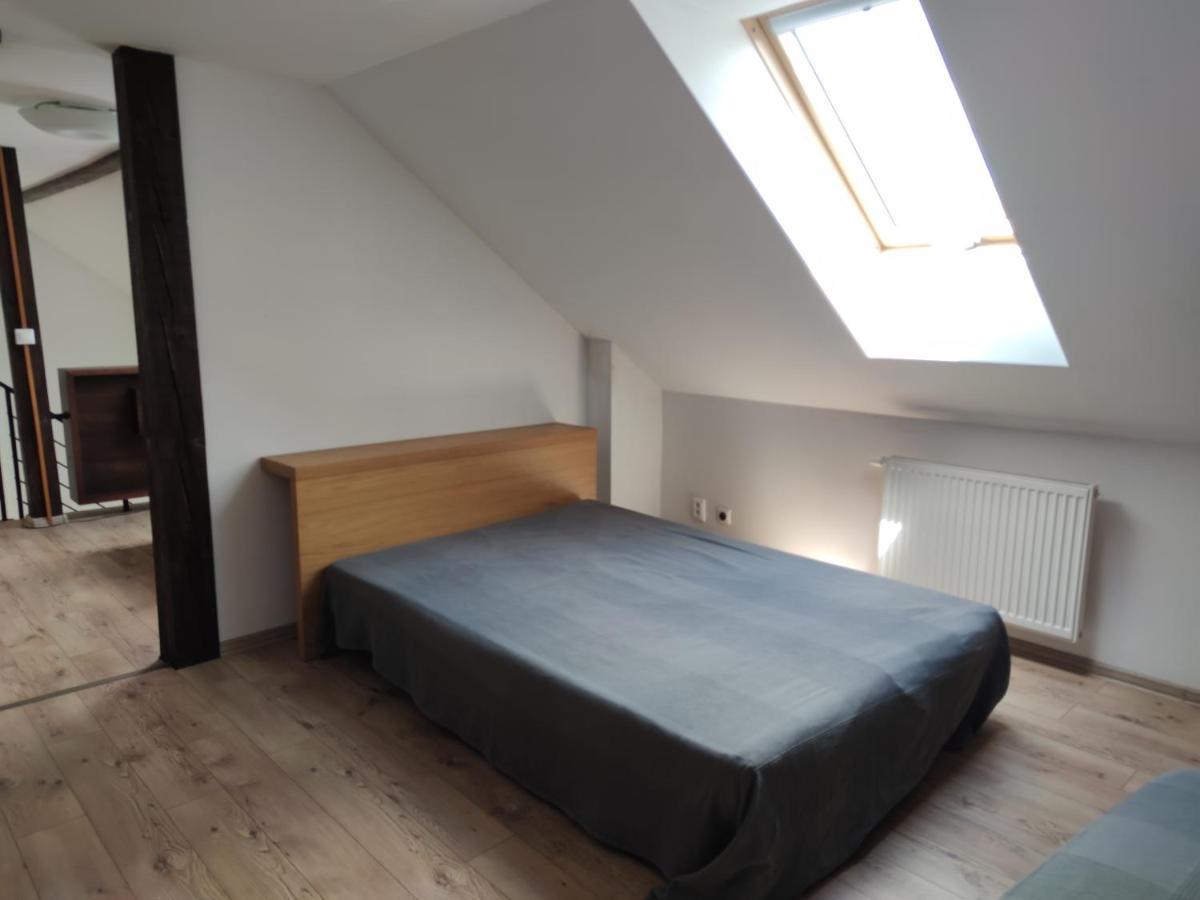 Attic Parkview Apartment Piest'any Exterior photo