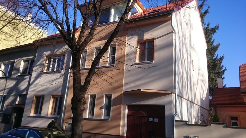 Attic Parkview Apartment Piest'any Exterior photo